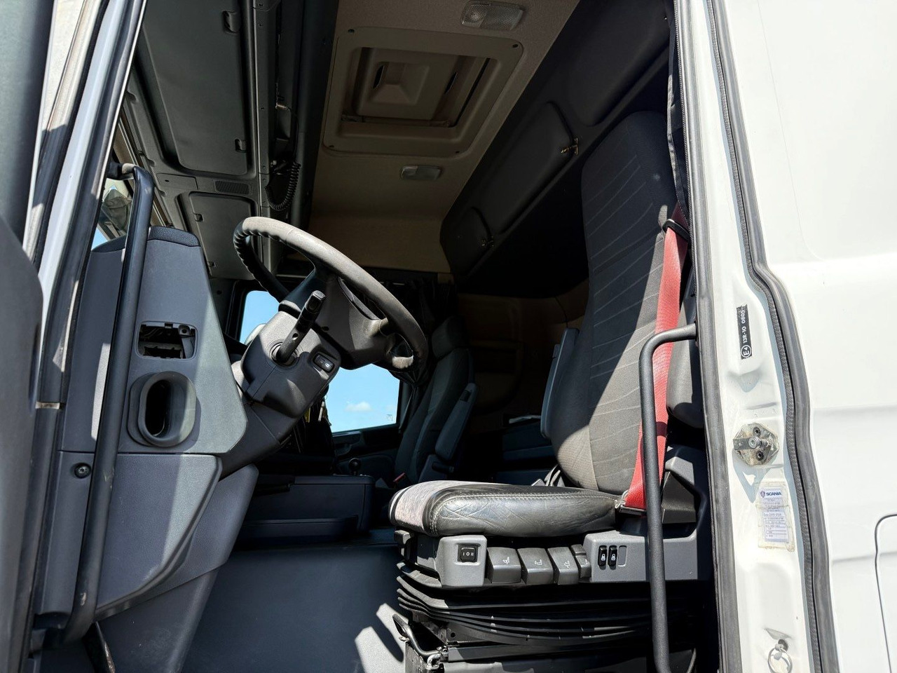 Scania G480 8x2*6 24.000 L / 5 compartments / ADR Tank - Tank truck: picture 5 Scania G480 8x2*6 24.000 L / 5 compartments / ADR Tank - Tank truck: picture 5