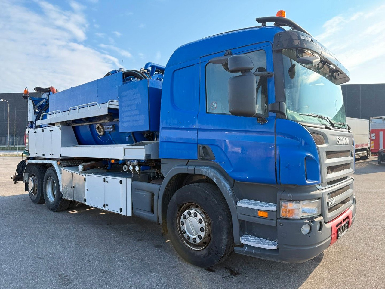 Scania P340 6x2/4 Hvidtved Larsen KombiFlex 312 - Vacuum truck: picture 2 Scania P340 6x2/4 Hvidtved Larsen KombiFlex 312 - Vacuum truck: picture 2