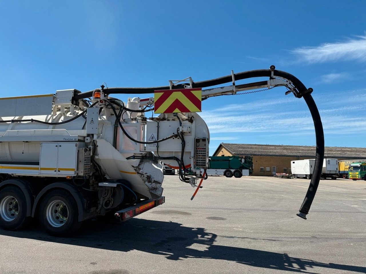 Vacuum truck Scania P360 6x4 RHD Hvidtved Larsen FlexLine 312: picture 10