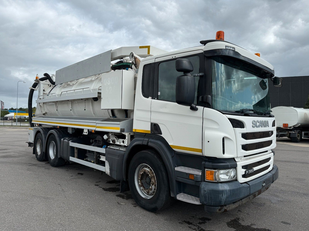 Scania P360 Euro 6 6x4 RHD Hvidtved Larsen FlexLine 312 - Vacuum truck: picture 1 Scania P360 Euro 6 6x4 RHD Hvidtved Larsen FlexLine 312 - Vacuum truck: picture 1
