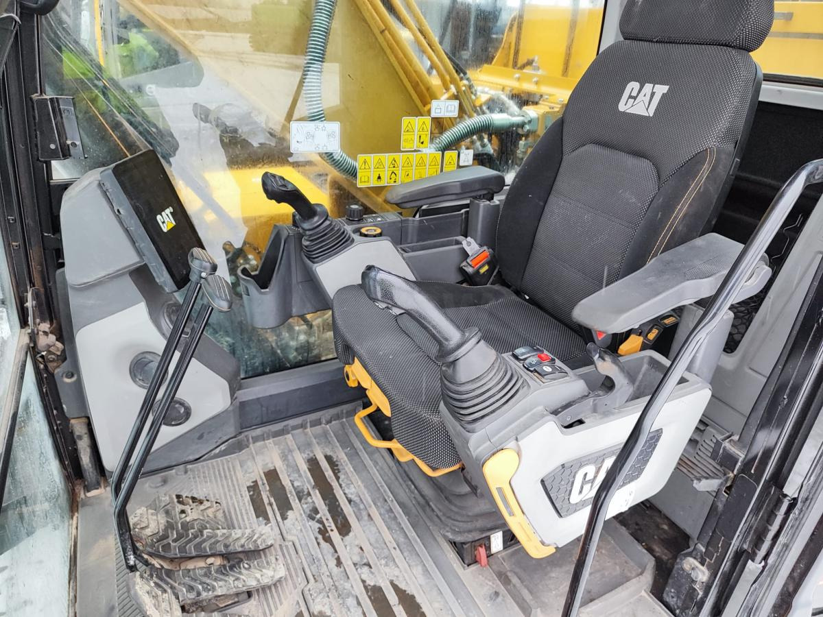 Caterpillar 323 (07B) - Crawler excavator: picture 5 Caterpillar 323 (07B) - Crawler excavator: picture 5