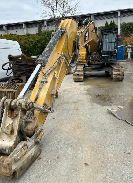 Caterpillar 330FLN - Crawler excavator: picture 3 Caterpillar 330FLN - Crawler excavator: picture 3