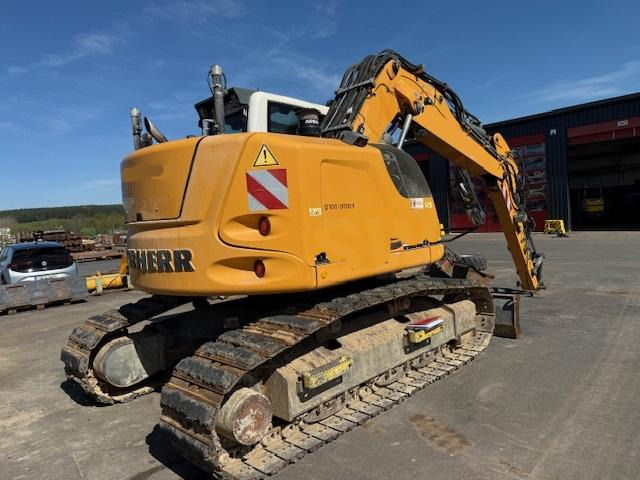 Liebherr R914 Compact Litronic - Crawler excavator: picture 1 Liebherr R914 Compact Litronic - Crawler excavator: picture 1