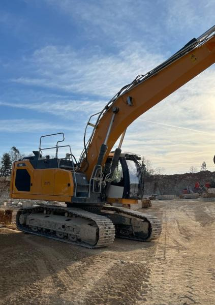 Liebherr R930NLC - Crawler excavator: picture 2 Liebherr R930NLC - Crawler excavator: picture 2