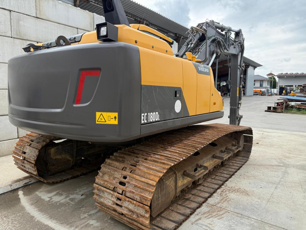 Volvo EC180 D - Crawler excavator: picture 2 Volvo EC180 D - Crawler excavator: picture 2