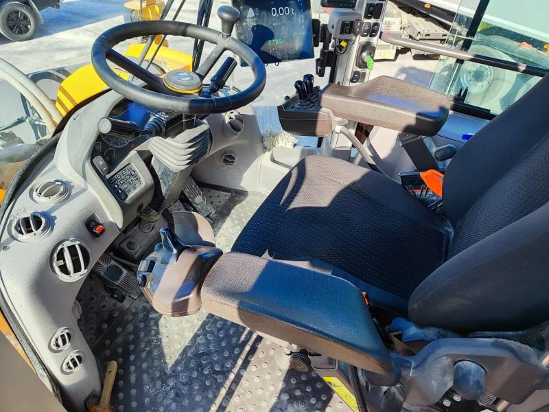 Volvo L180H Long Boom - Wheel loader: picture 5 Volvo L180H Long Boom - Wheel loader: picture 5