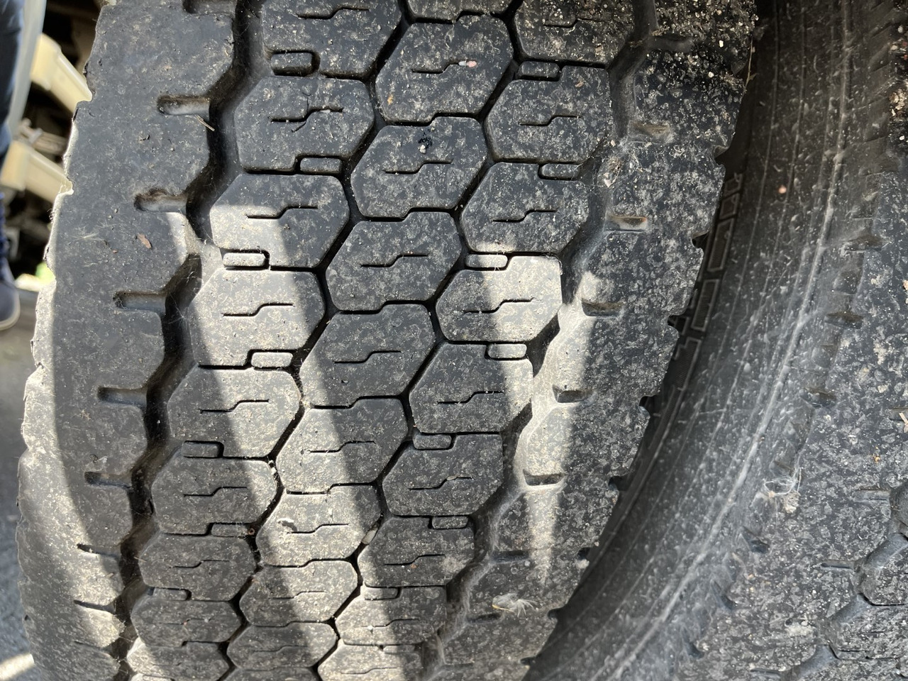 Box truck DAF LF 220: picture 8