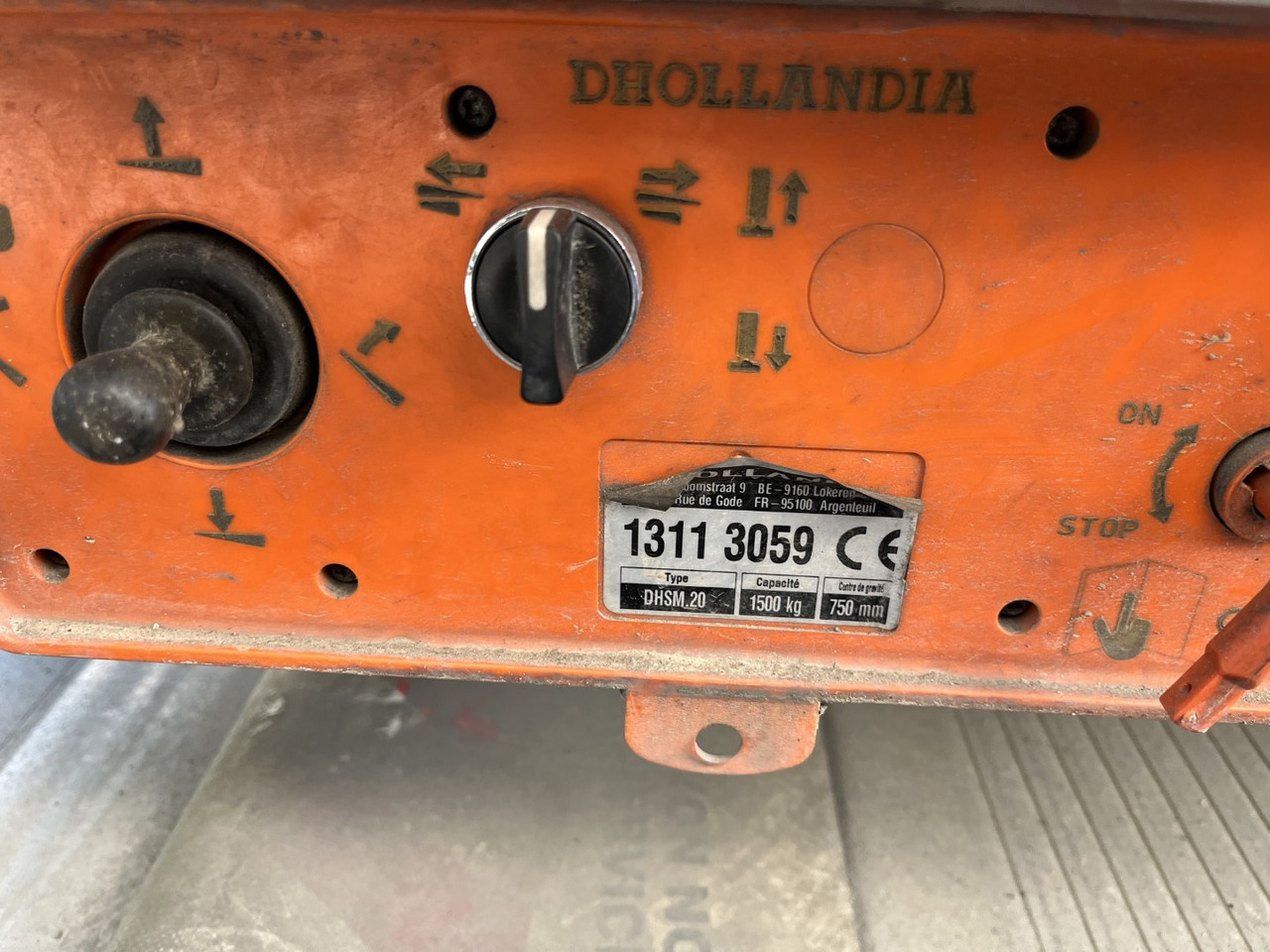 Box truck DAF LF 220: picture 9