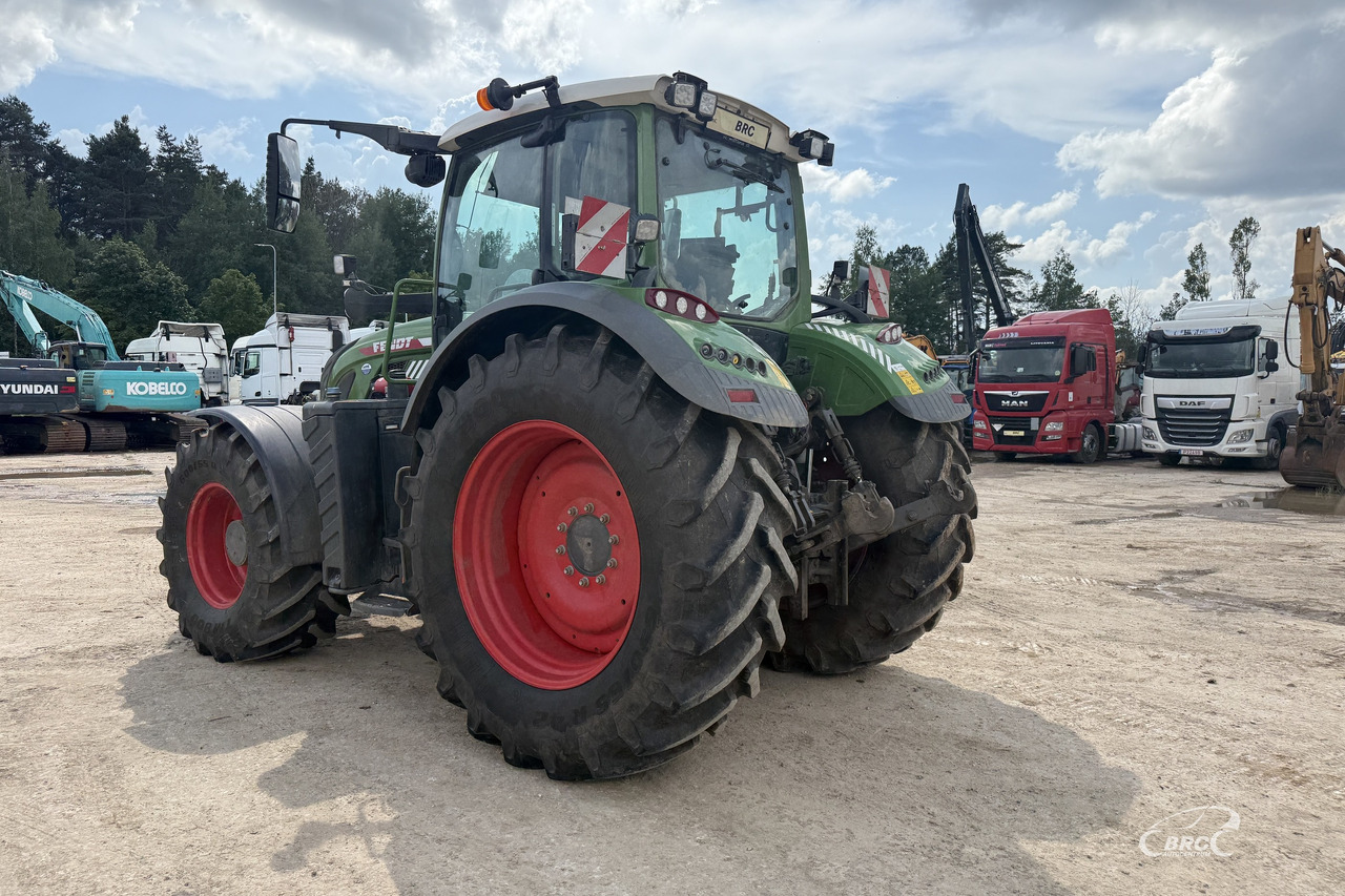 Farm tractor Fendt 724 Vario: picture 6