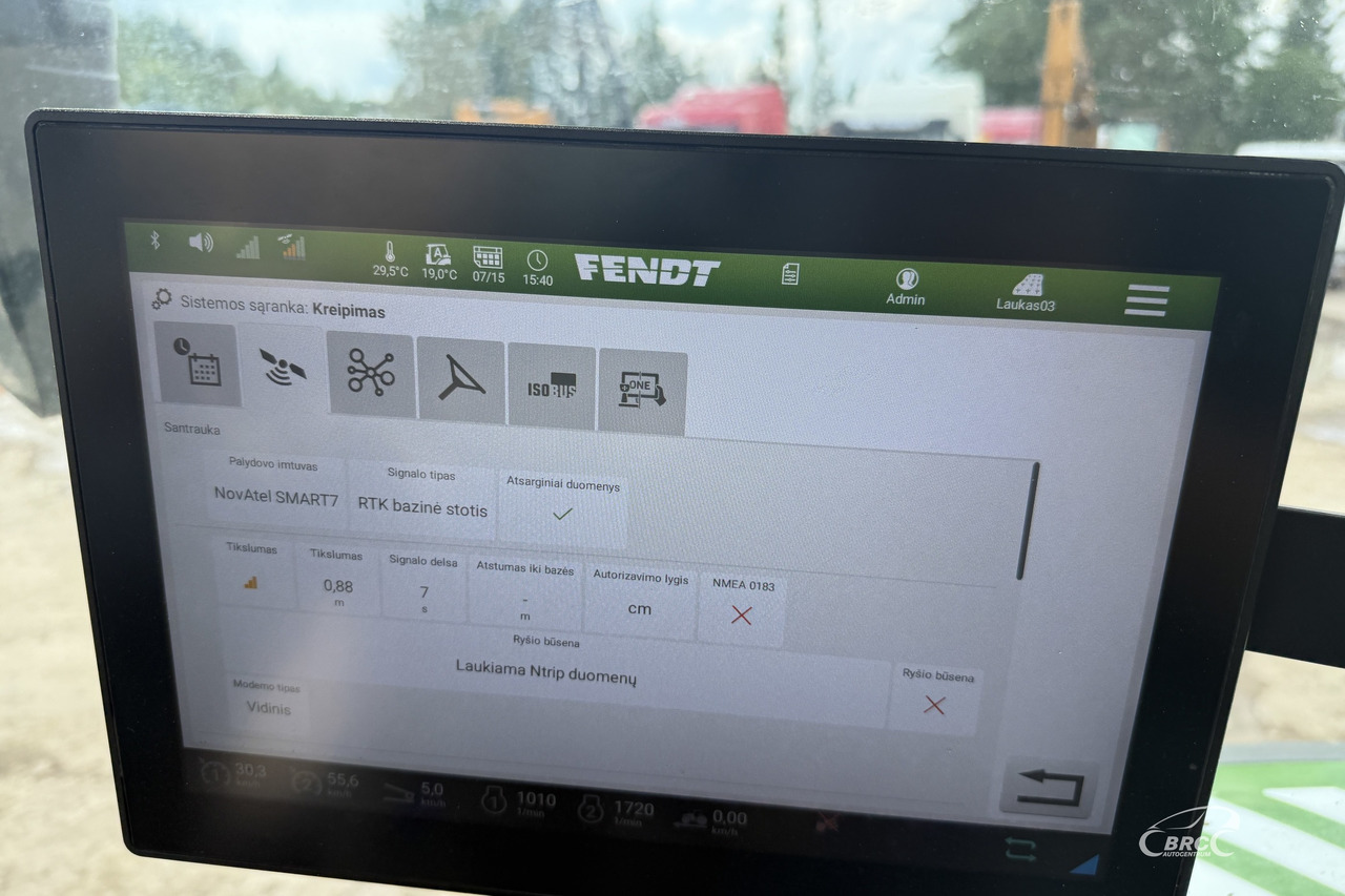 Farm tractor Fendt 724 Vario: picture 14