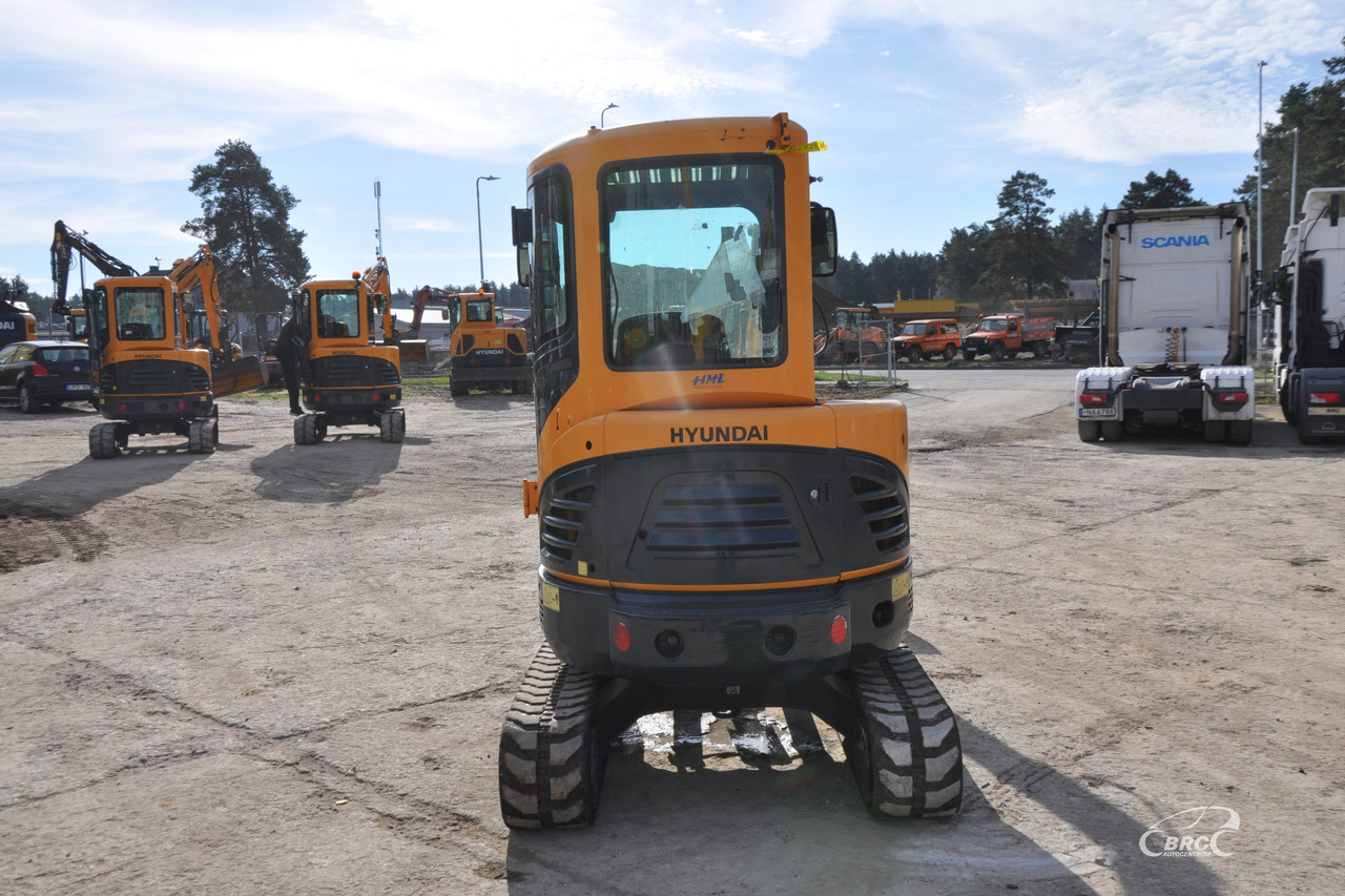 Hyundai R30Z-9AK - Mini excavator: picture 5 Hyundai R30Z-9AK - Mini excavator: picture 5