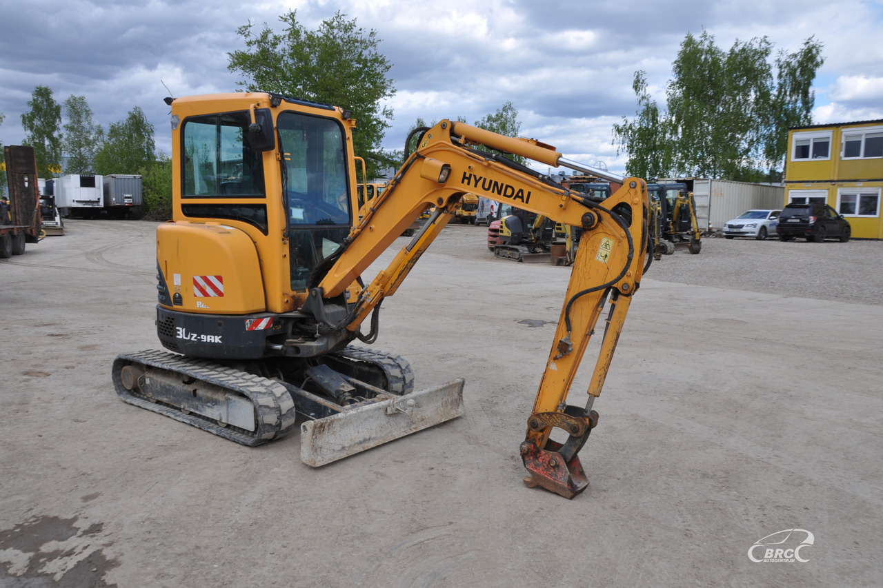 Hyundai R30Z-9AK - Mini excavator: picture 2 Hyundai R30Z-9AK - Mini excavator: picture 2