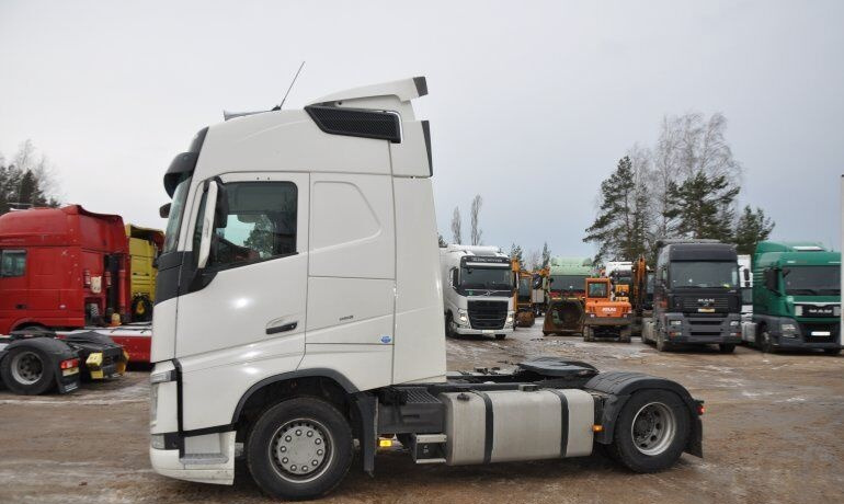 Volvo FH Euro6 - Tractor unit: picture 3 Volvo FH Euro6 - Tractor unit: picture 3