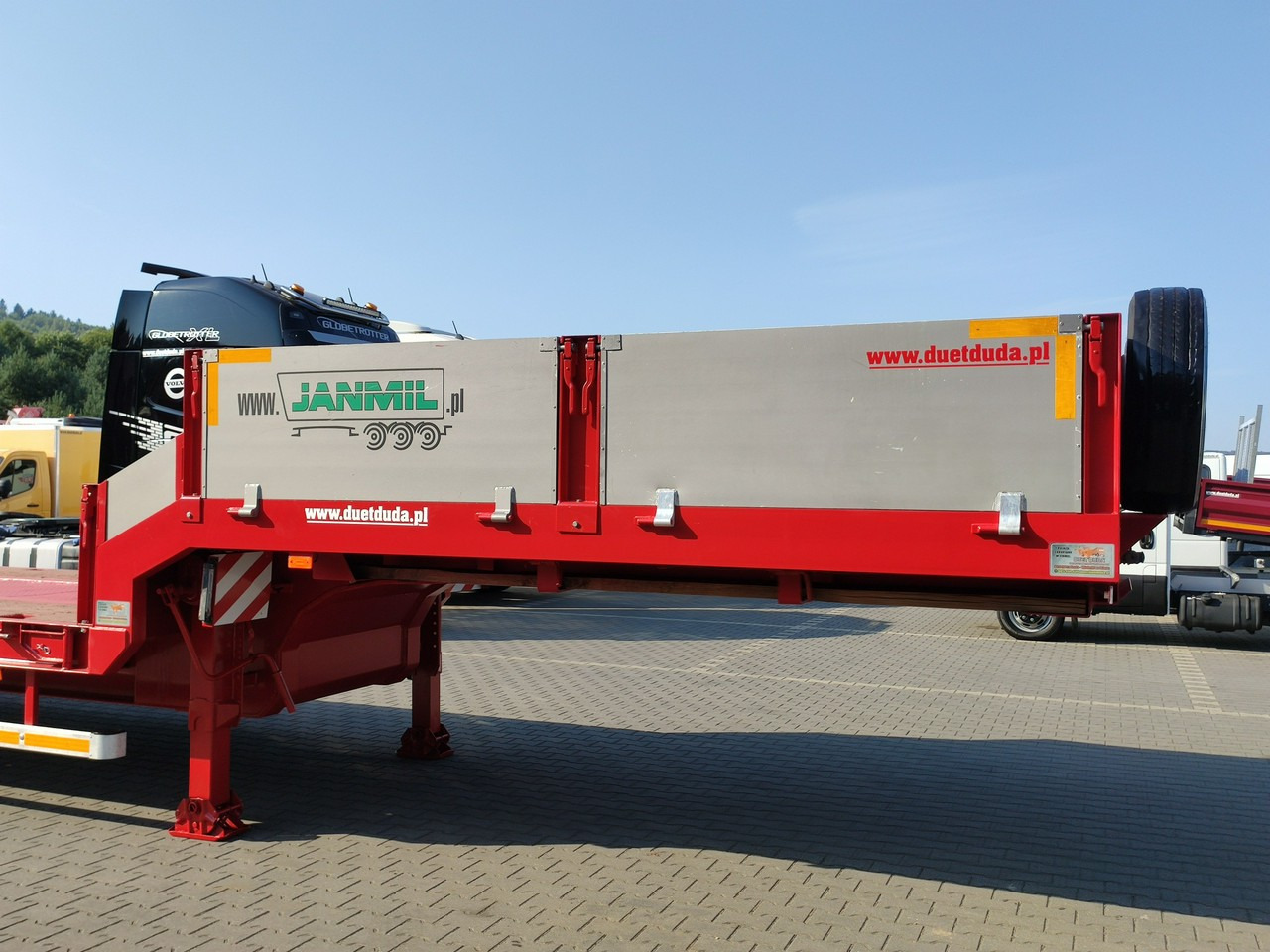 Low loader semi-trailer Bodex JANMIL Burtówka Laweta Niskopodłogowa Podczołgówka 3-Osie: picture 38