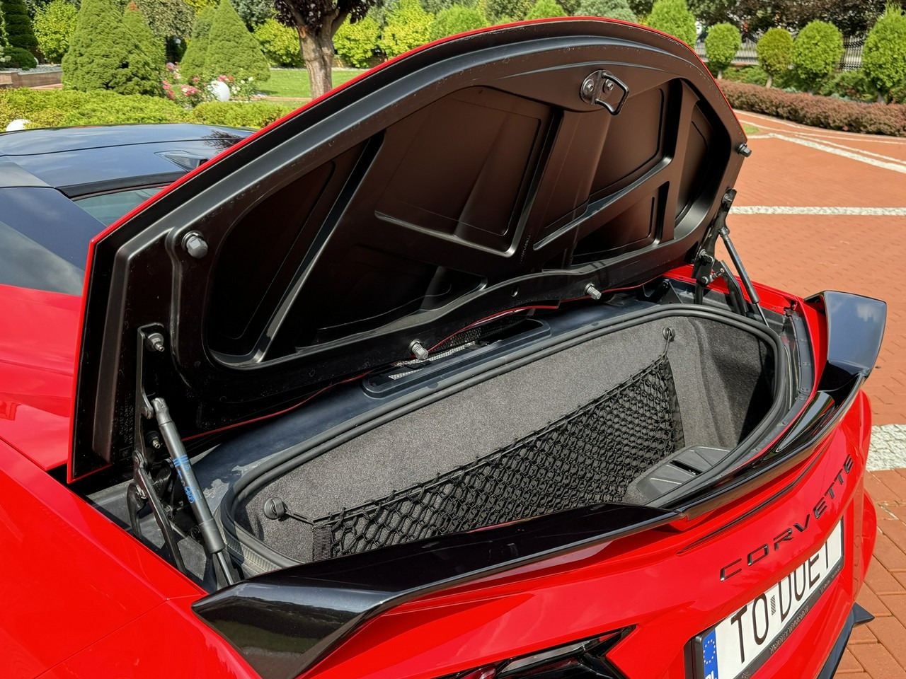 Convertible Chevrolet Corvette: picture 19