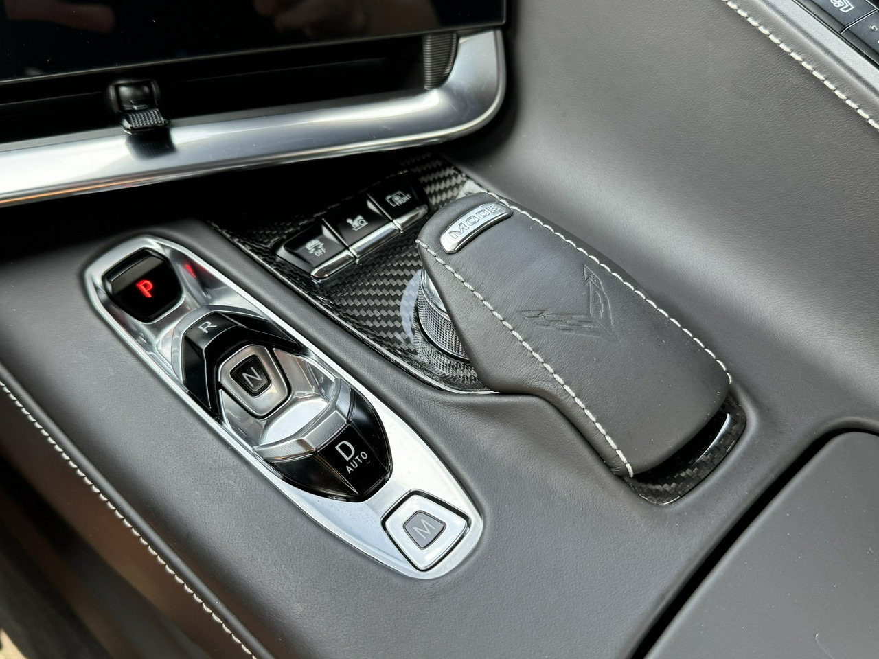 Convertible Chevrolet Corvette: picture 48