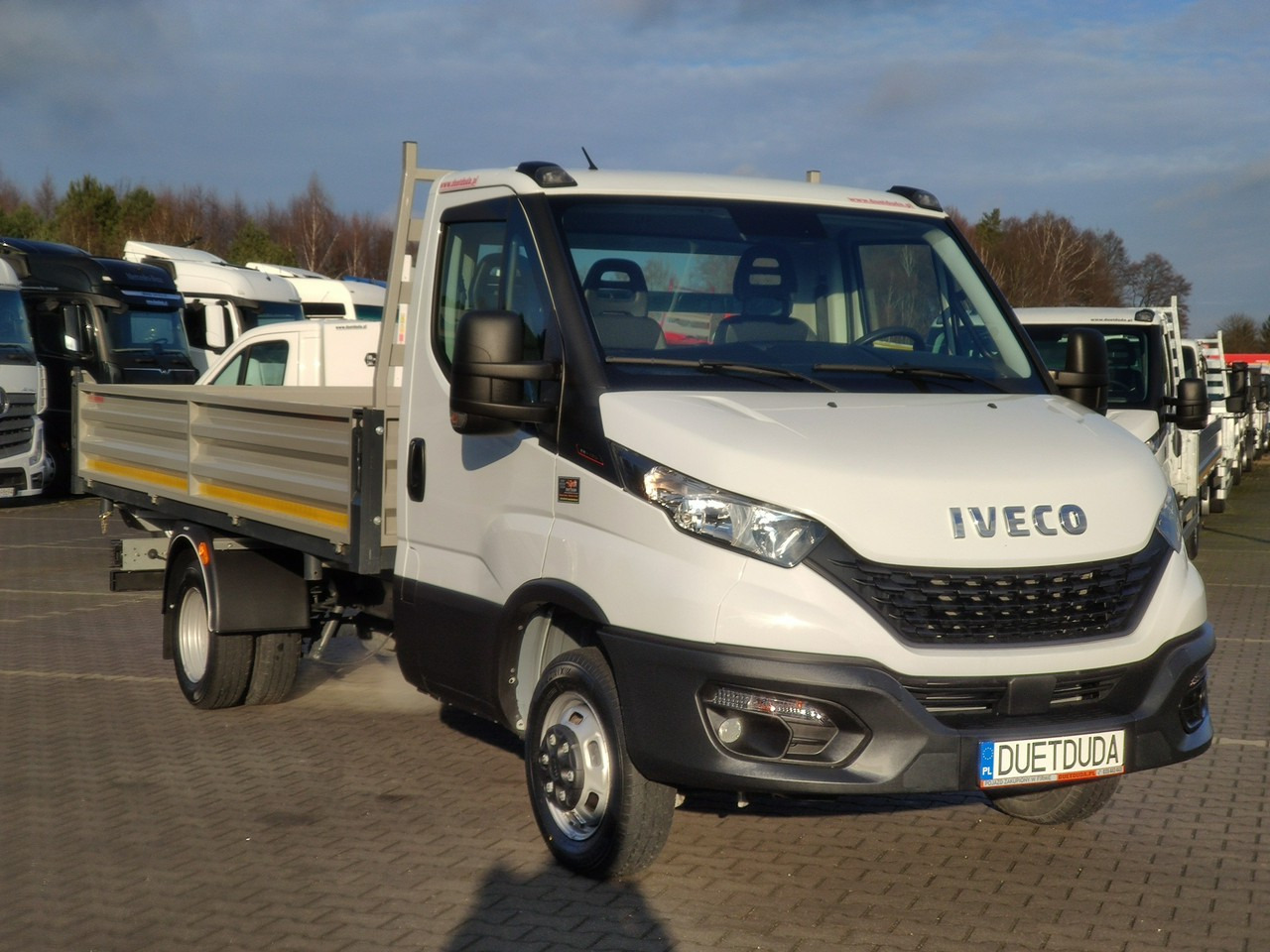 Tipper van Iveco Daily 35C16 V: picture 20