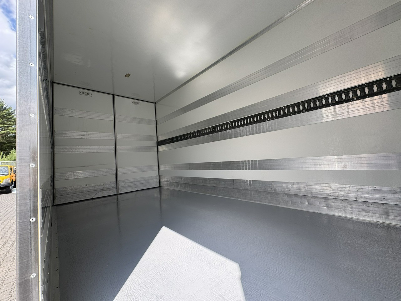 Refrigerated van Iveco Daily 50C15 V: picture 7 Refrigerated van Iveco Daily 50C15 V: picture 7