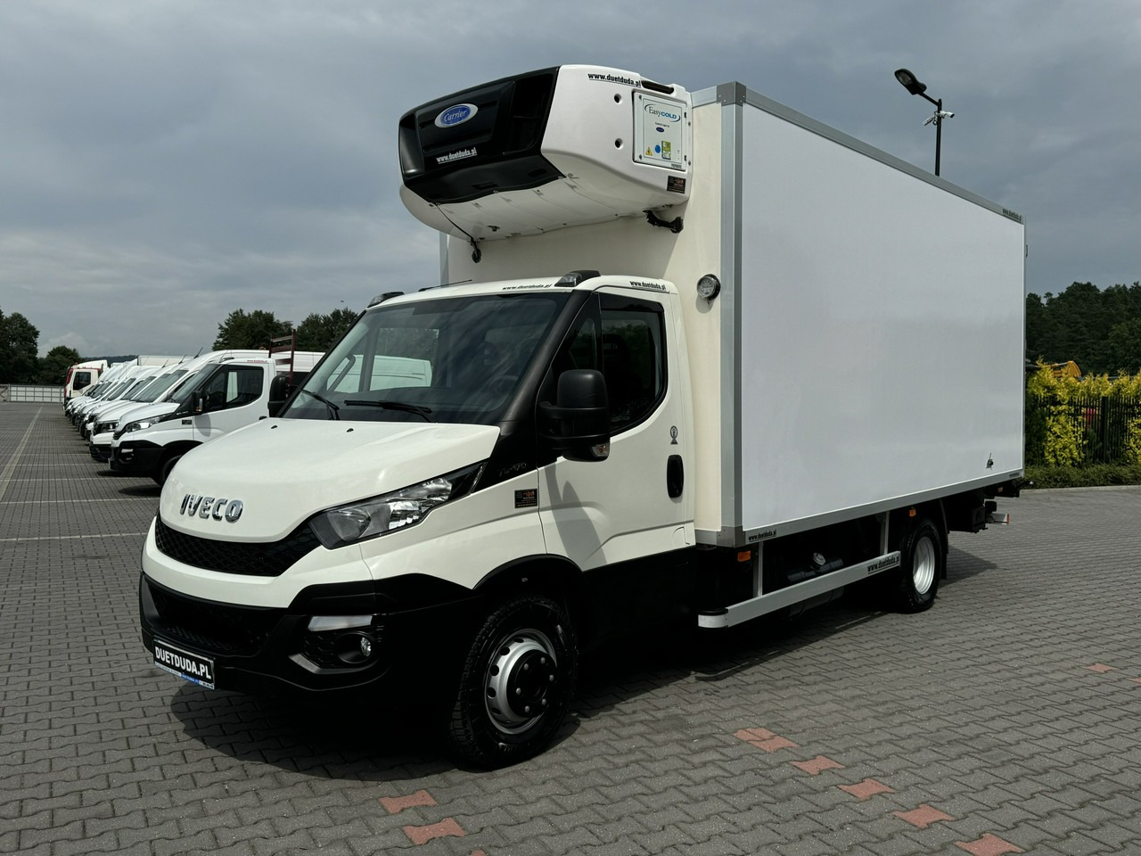 Iveco Daily 70C17 Mroźnia Agregat Carrier Supra 750 10-Palet + Winda - Refrigerated van: picture 2 Iveco Daily 70C17 Mroźnia Agregat Carrier Supra 750 10-Palet + Winda - Refrigerated van: picture 2