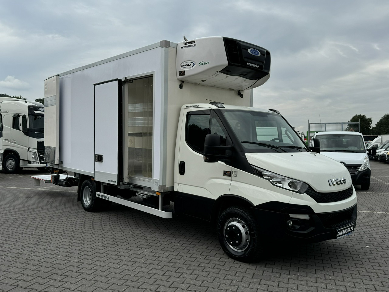 Iveco Daily 70C17 Mroźnia Agregat Carrier Supra 750 10-Palet + Winda - Refrigerated van: picture 4 Iveco Daily 70C17 Mroźnia Agregat Carrier Supra 750 10-Palet + Winda - Refrigerated van: picture 4
