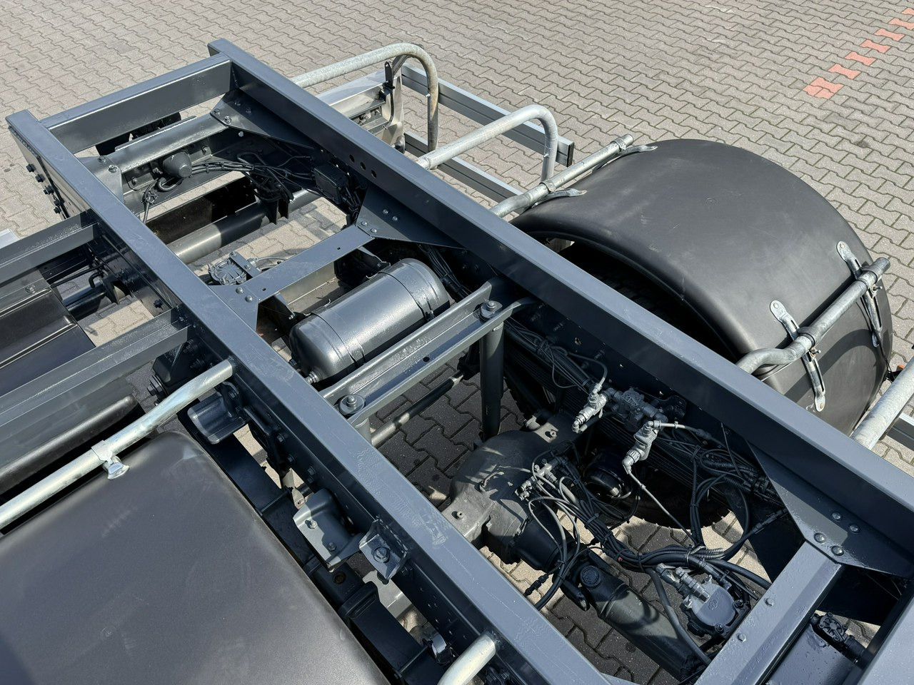 Cab chassis truck Iveco Eurocargo 150-280 Rama 550cm Napęd 4x4 Reduktor + Blokady: picture 23