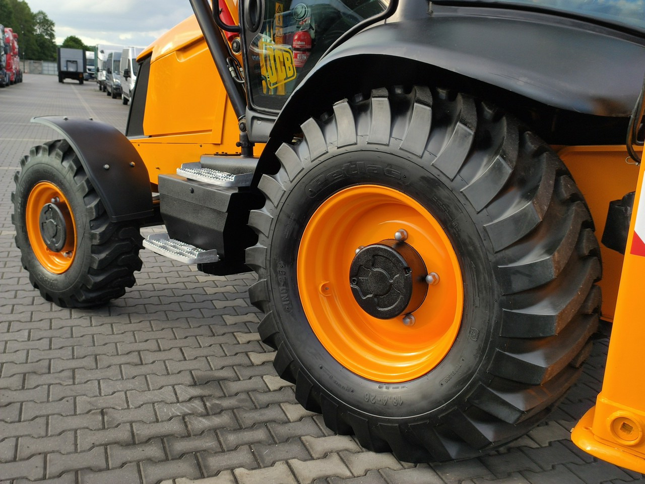 Backhoe loader JCB 3CX: picture 9