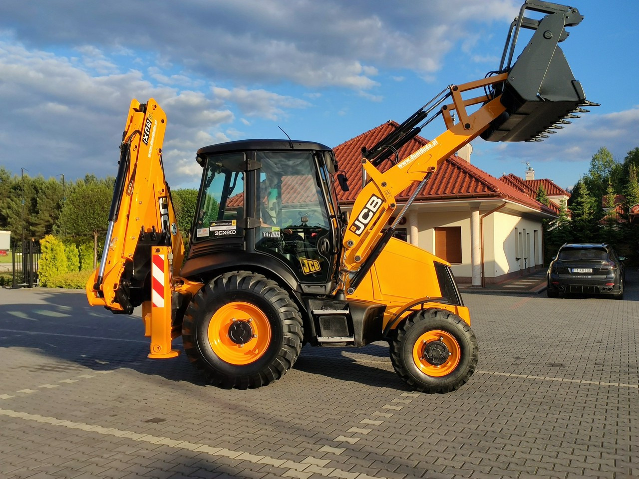 Backhoe loader JCB 3CX: picture 24