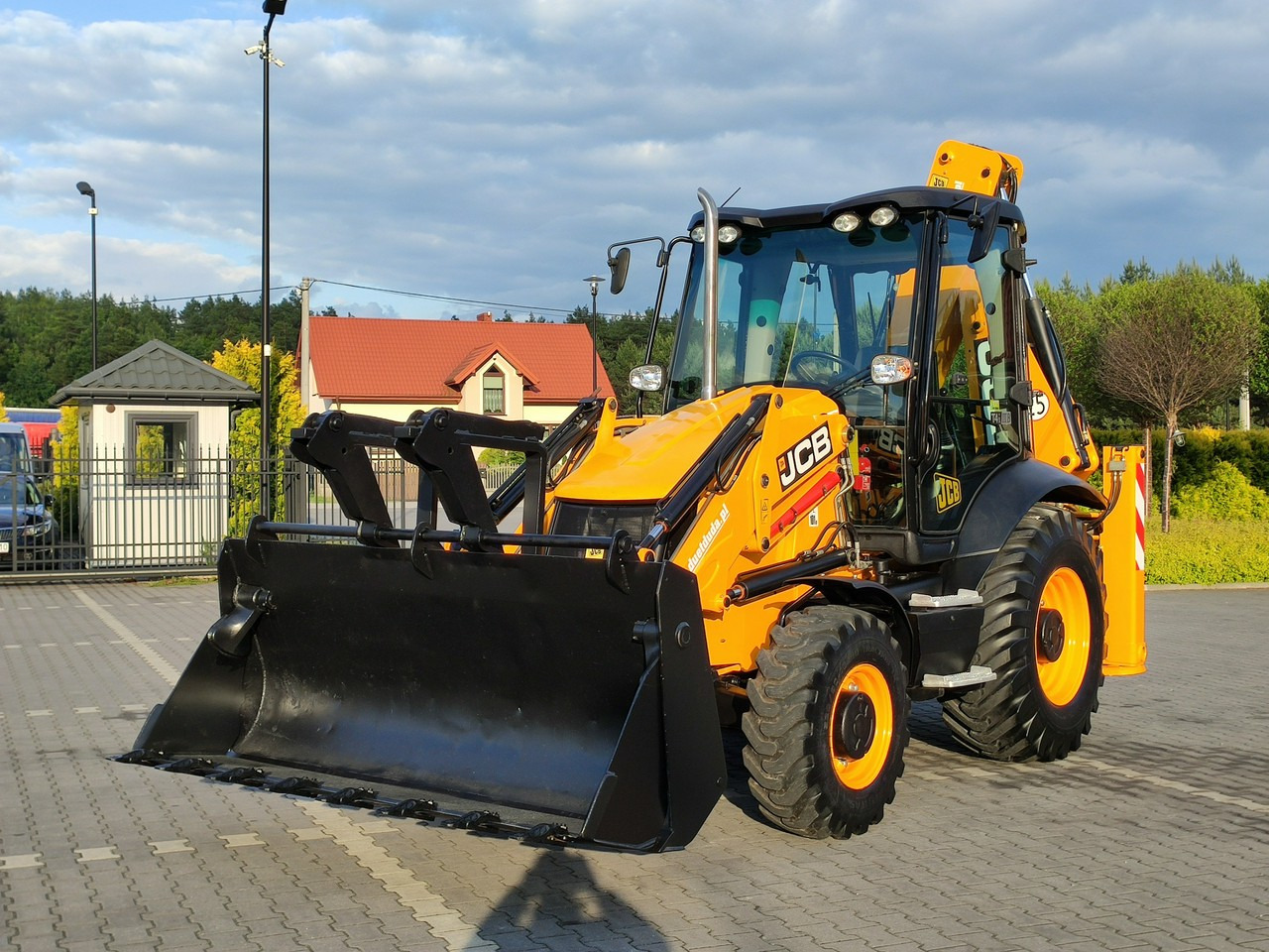 Backhoe loader JCB 3CX: picture 38