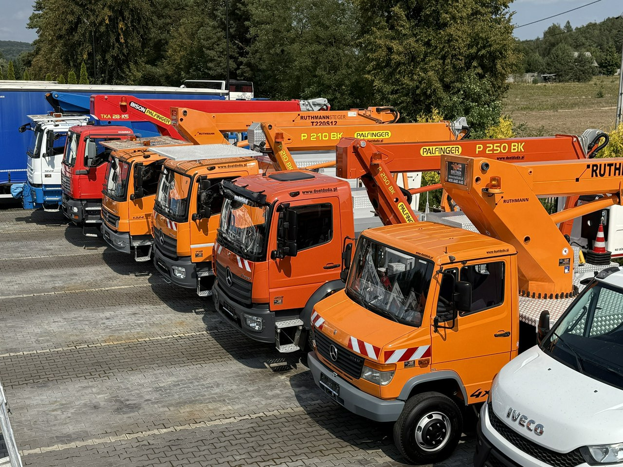 Mercedes Vario 814 D 4x4 Zwyżka RUTHMANN STEIGER T220 Podnośnik Koszowy - Truck mounted aerial platform: picture 4 Mercedes Vario 814 D 4x4 Zwyżka RUTHMANN STEIGER T220 Podnośnik Koszowy - Truck mounted aerial platform: picture 4