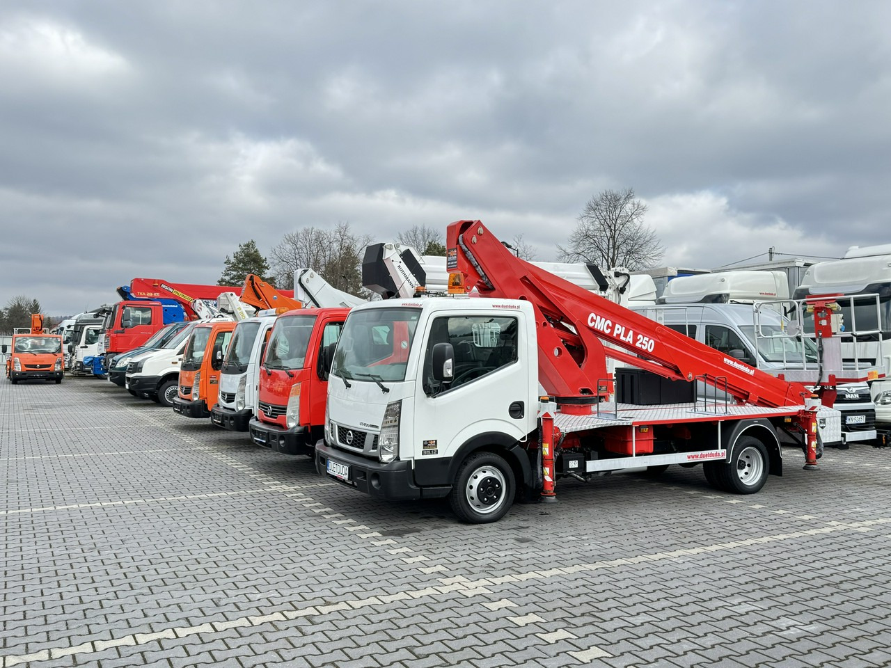 Nissan Cabstar - Truck mounted aerial platform: picture 1 Nissan Cabstar - Truck mounted aerial platform: picture 1