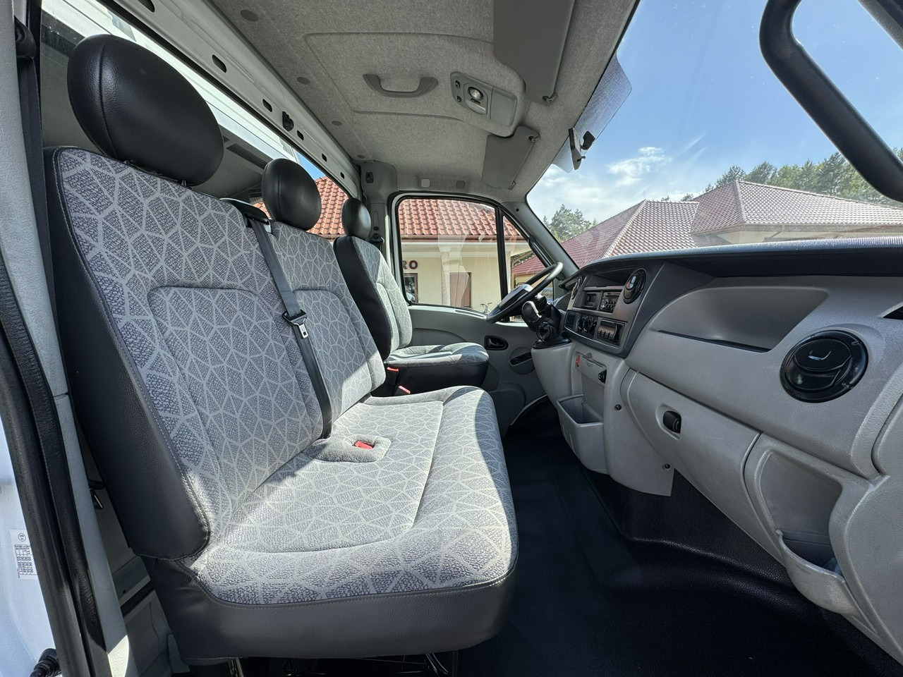 Lease a Renault Mascott Renault Mascott: picture 26