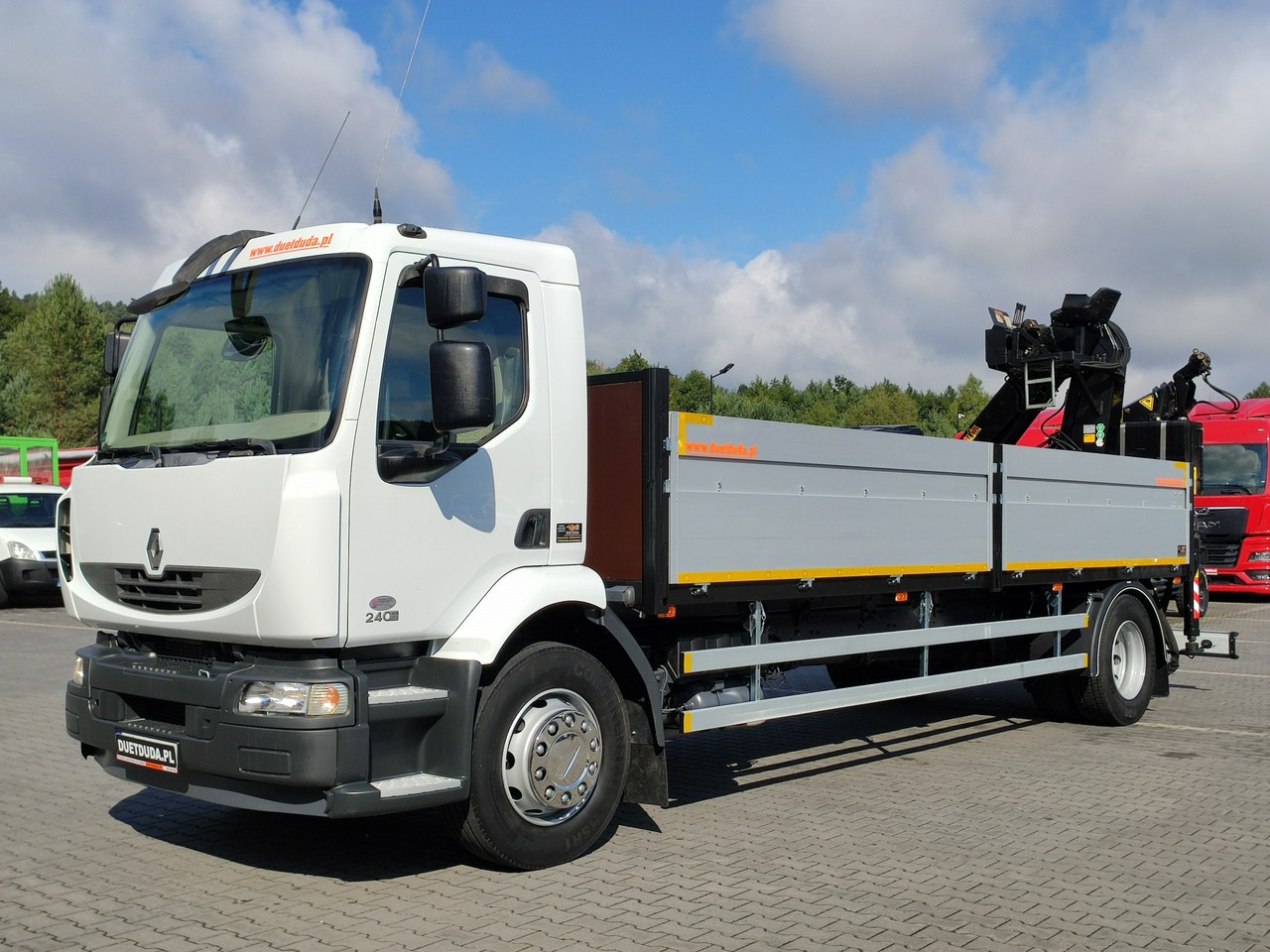 Renault Midlum 180.240DXI + HDS HYVA HB170E2 Udzwig 3.6Tony - Dropside/ Flatbed truck, Crane truck: picture 2 Renault Midlum 180.240DXI + HDS HYVA HB170E2 Udzwig 3.6Tony - Dropside/ Flatbed truck, Crane truck: picture 2