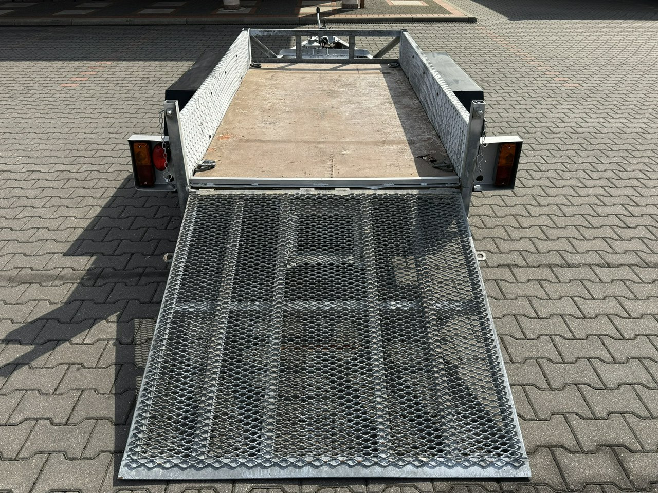 Titan Ciężarowa Pod minikoparkę sprzęt budowlany 2-osiowa Super Stan - Plant trailer: picture 5 Titan Ciężarowa Pod minikoparkę sprzęt budowlany 2-osiowa Super Stan - Plant trailer: picture 5