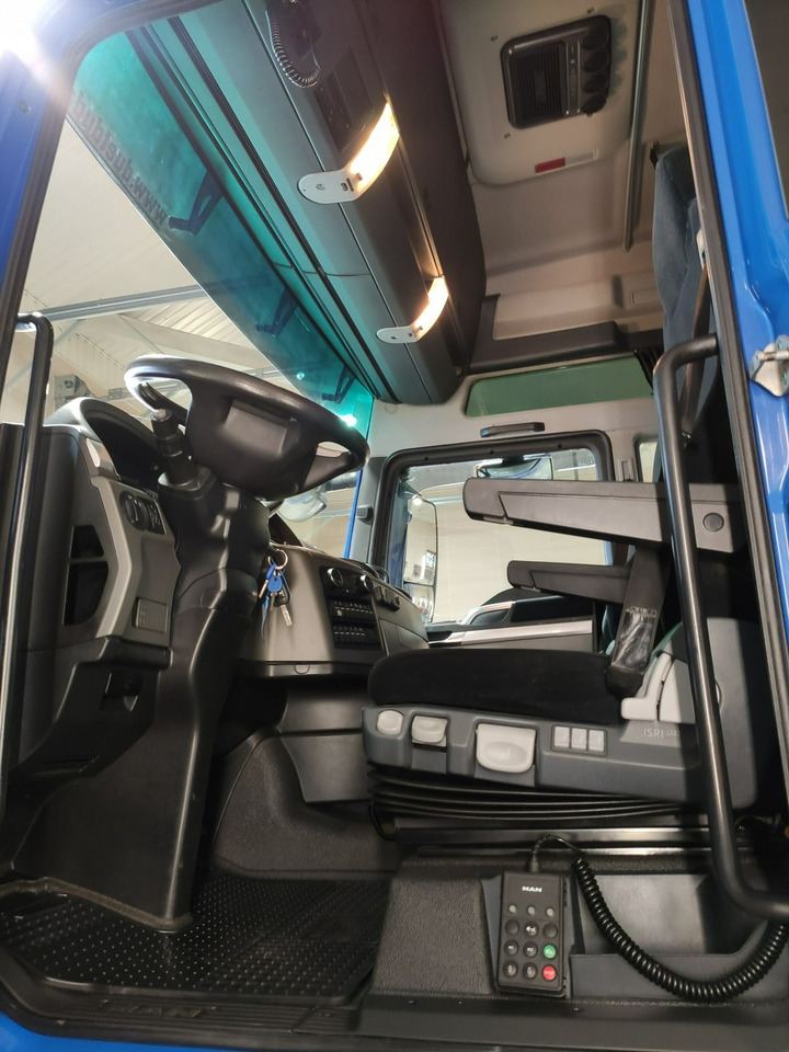 Tractor unit MAN TGX 18.480 STANDARD XXL E6 Bogato Wyposażony UNIKAT STAN !!!: picture 14
