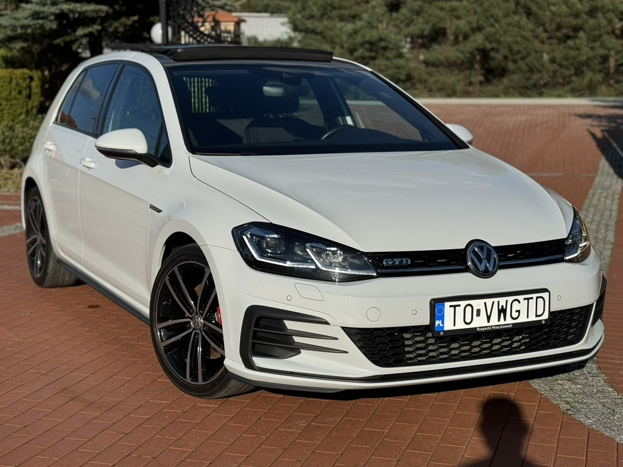 Volkswagen Golf - Car: picture 3 Volkswagen Golf - Car: picture 3