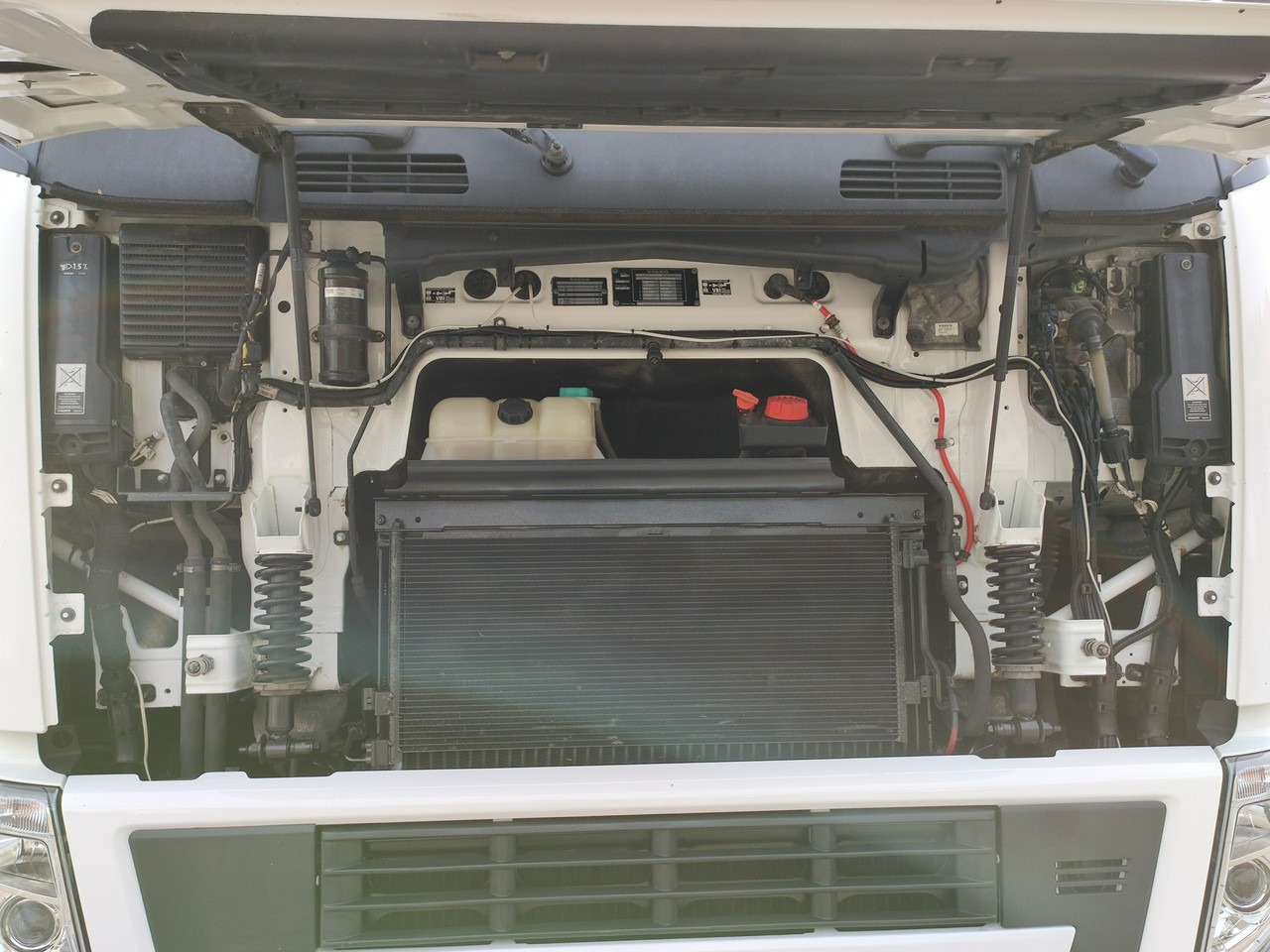 Hook lift truck Volvo FH 460 Globetrotter Hakowiec Kipper Meiller: picture 38 Hook lift truck Volvo FH 460 Globetrotter Hakowiec Kipper Meiller: picture 38