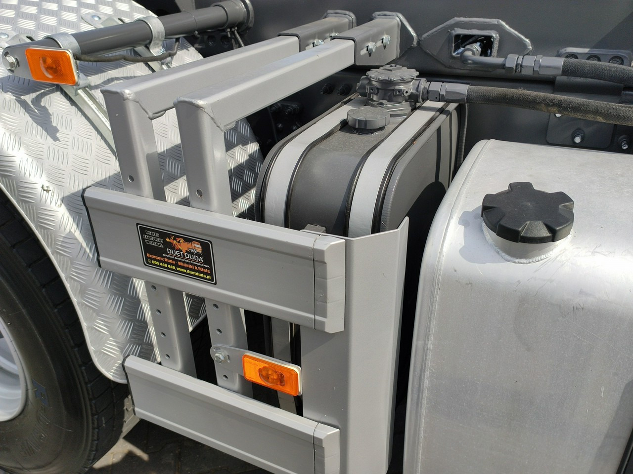 Hook lift truck Volvo FH 460 Globetrotter Hakowiec Kipper Meiller: picture 11 Hook lift truck Volvo FH 460 Globetrotter Hakowiec Kipper Meiller: picture 11