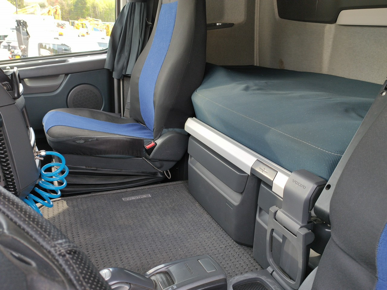 Hook lift truck Volvo FH 460 Globetrotter Hakowiec Kipper Meiller: picture 42 Hook lift truck Volvo FH 460 Globetrotter Hakowiec Kipper Meiller: picture 42