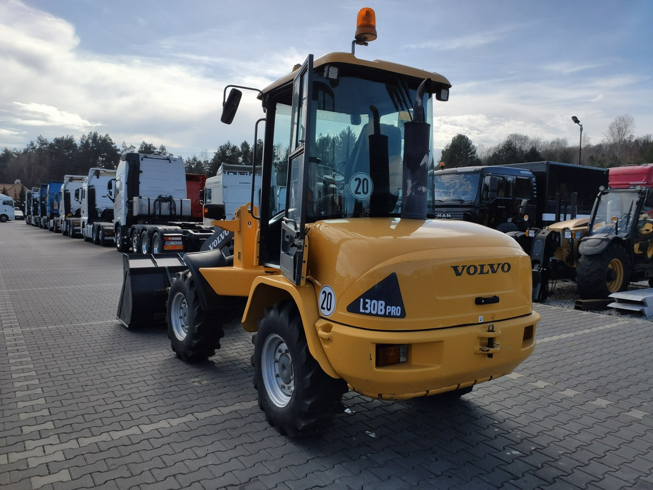 Lease a Volvo L30B Pro Unikat Stan Tylko 5380 mth Volvo L30B Pro Unikat Stan Tylko 5380 mth: picture 12