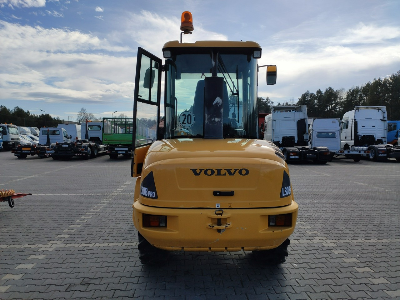 Lease a Volvo L30B Pro Unikat Stan Tylko 5380 mth Volvo L30B Pro Unikat Stan Tylko 5380 mth: picture 11