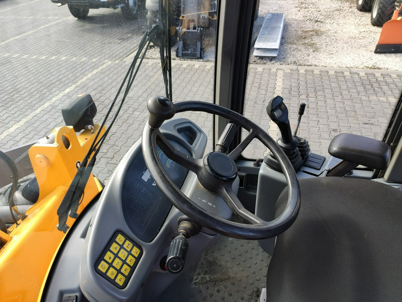 Lease a Volvo L30B Pro Unikat Stan Tylko 5380 mth Volvo L30B Pro Unikat Stan Tylko 5380 mth: picture 17