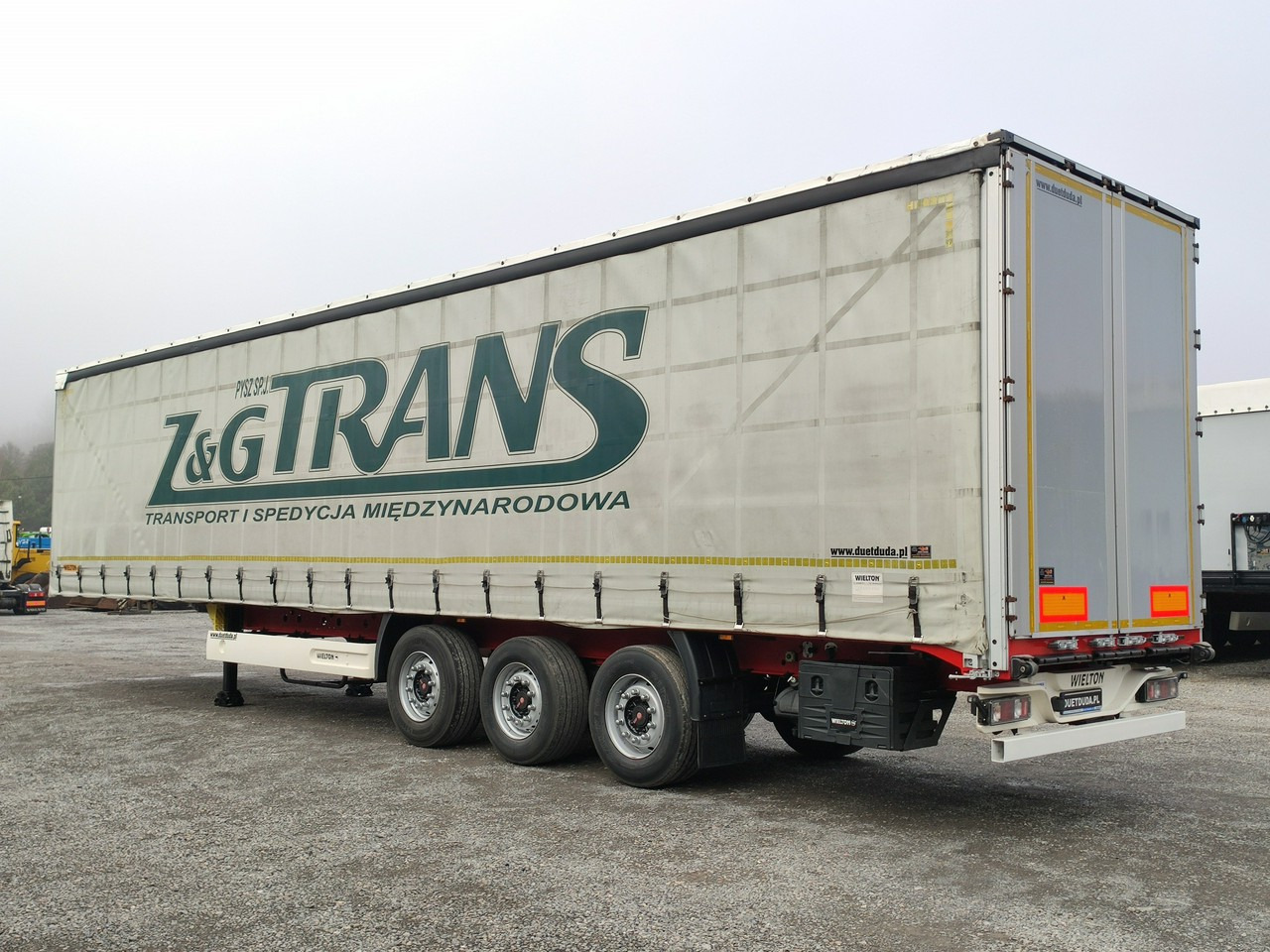 Curtainsider semi-trailer Wielton Standard Osie SAF: picture 14