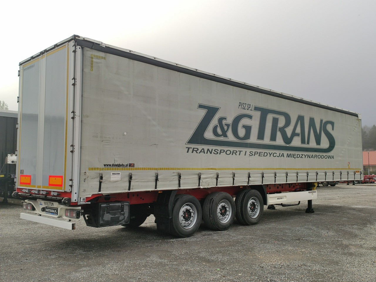 Curtainsider semi-trailer Wielton Standard Osie SAF: picture 13