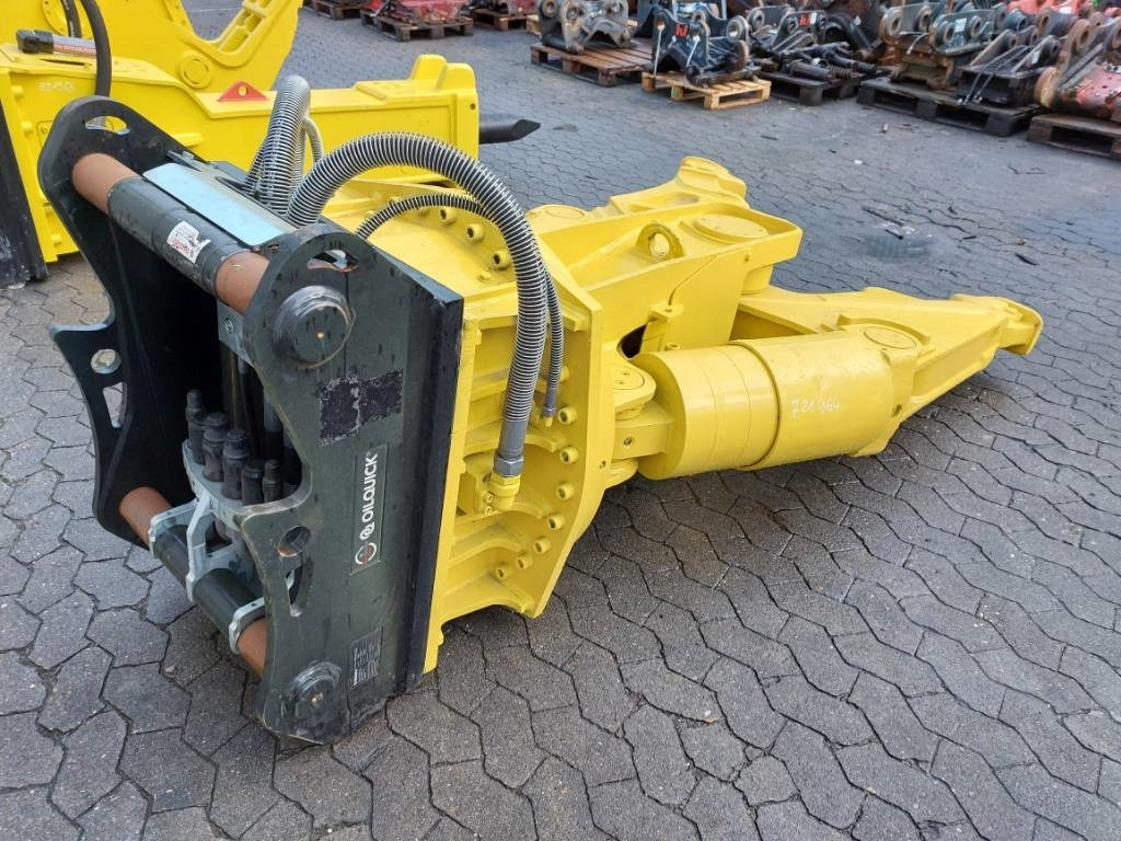 Atlas Copco CC2500 - Demolition shears: picture 2 Atlas Copco CC2500 - Demolition shears: picture 2