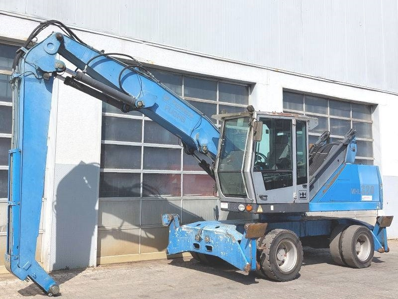 Fuchs MHL 320 F  - Waste/ Industry handler: picture 2 Fuchs MHL 320 F  - Waste/ Industry handler: picture 2