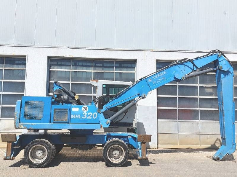 Fuchs MHL 320  - Waste/ Industry handler: picture 4 Fuchs MHL 320  - Waste/ Industry handler: picture 4