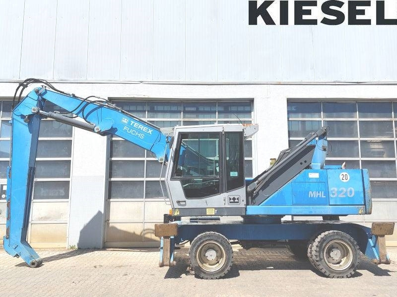 Fuchs MHL 320 - Waste/ Industry handler: picture 1 Fuchs MHL 320 - Waste/ Industry handler: picture 1