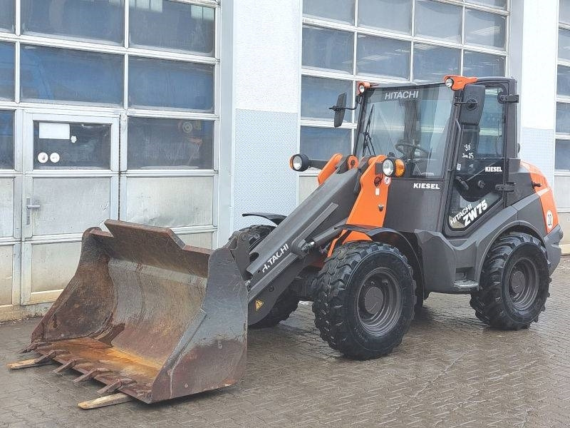 Hitachi ZW 75-6 - Skid steer loader: picture 2 Hitachi ZW 75-6 - Skid steer loader: picture 2