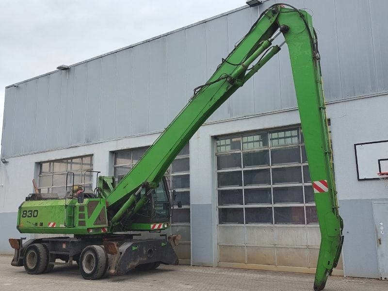 Sennebogen 830 - Waste/ Industry handler: picture 4 Sennebogen 830 - Waste/ Industry handler: picture 4