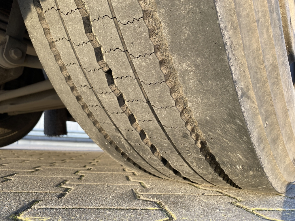 DAF XF 450 FAN / HIAB Multilift - Hook lift truck: picture 2 DAF XF 450 FAN / HIAB Multilift - Hook lift truck: picture 2